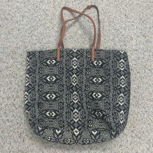 Women’s handbag